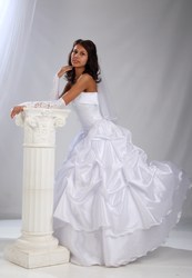 Свадебное платье продам!